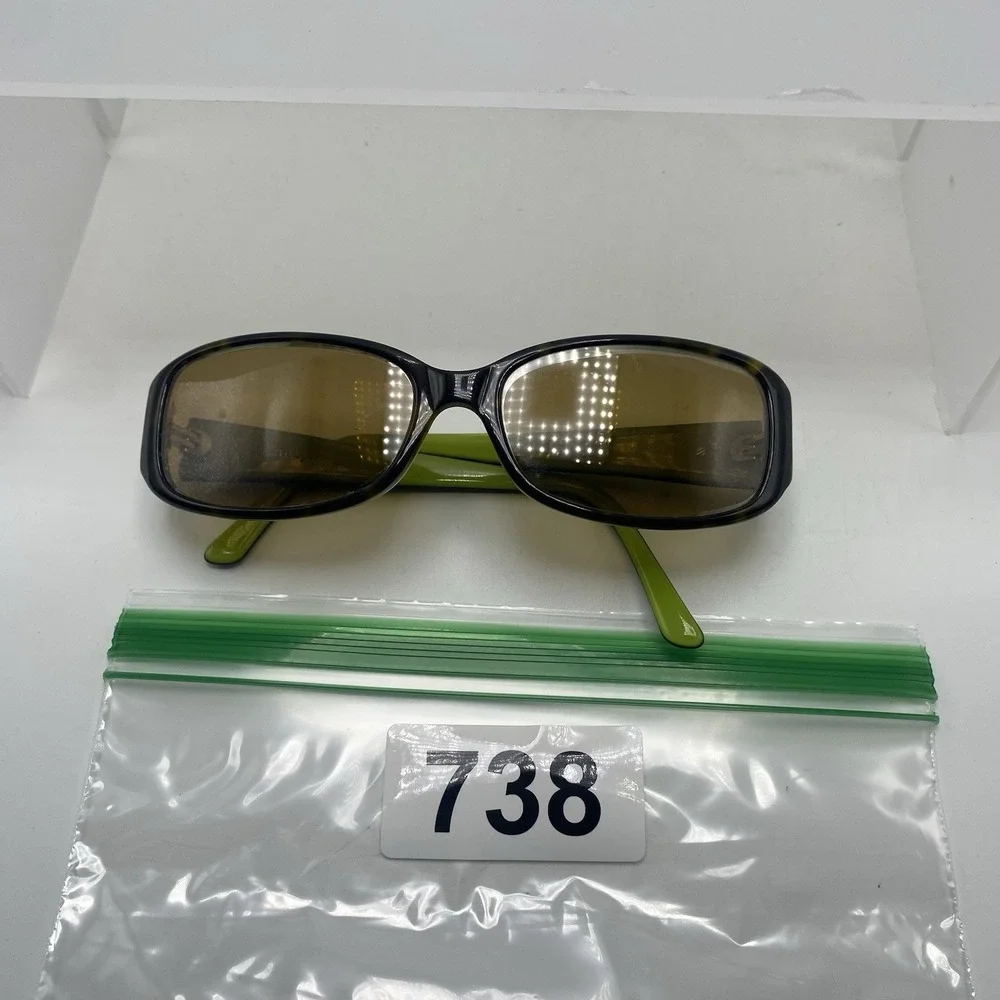 kate spade these sunglasses