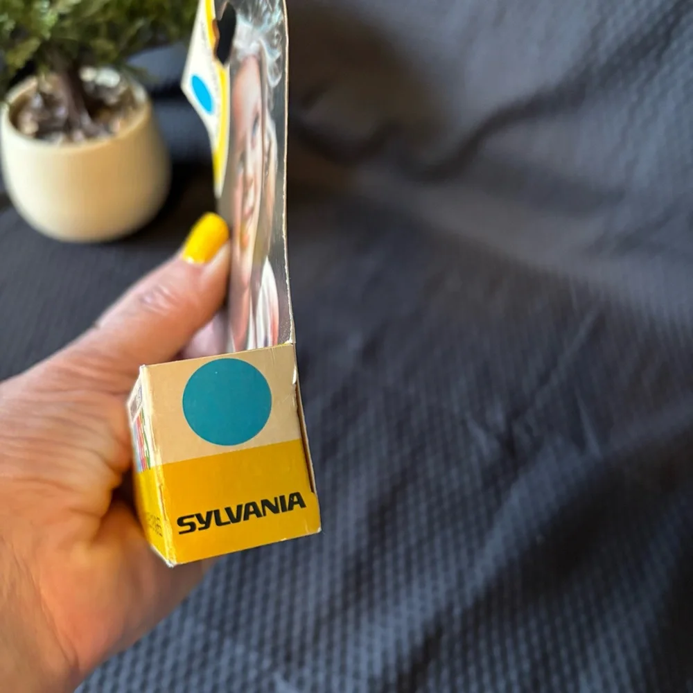 Sylvania nib vintage