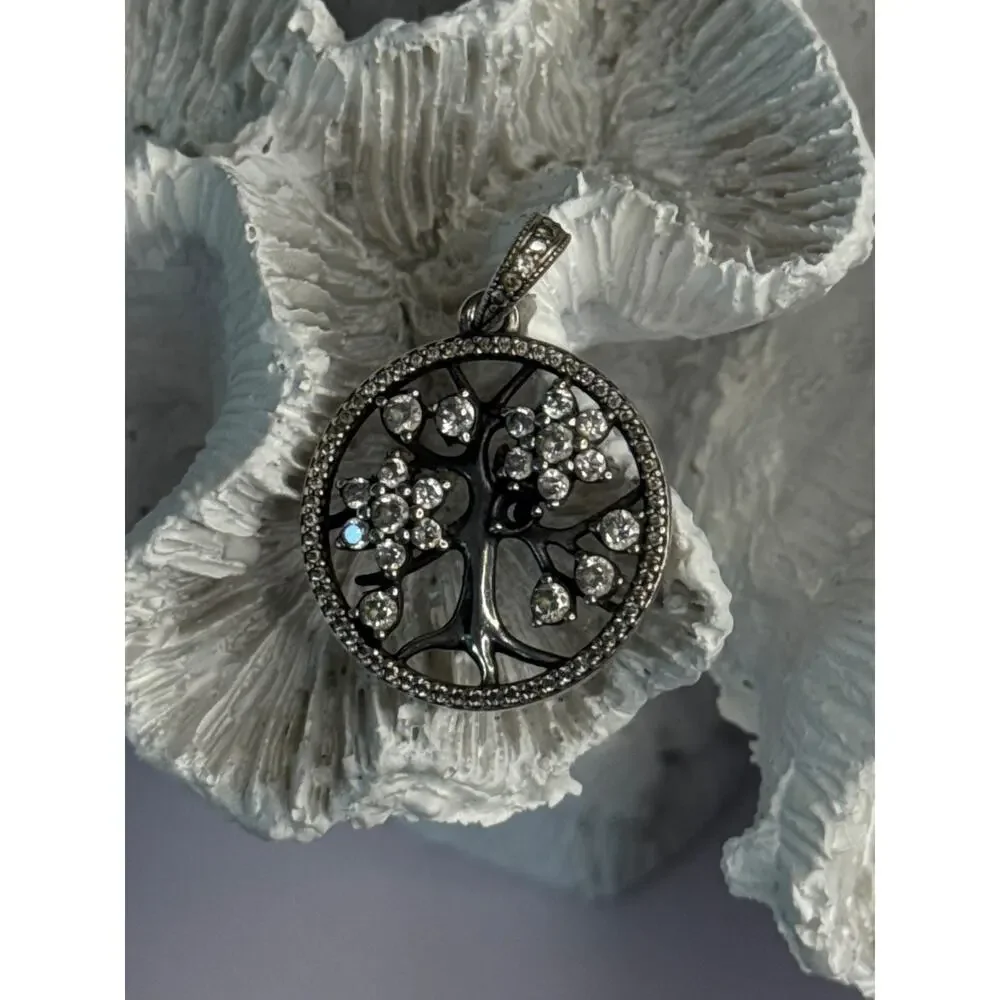 Pandora authentic tree