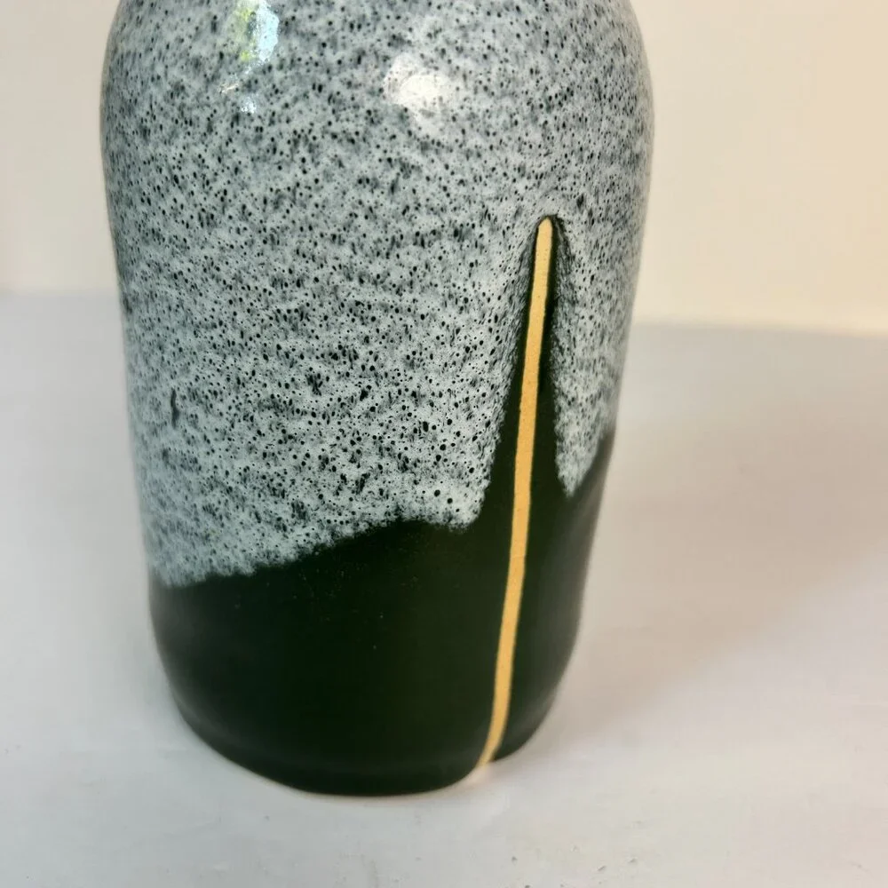 N/A stoneware pottery