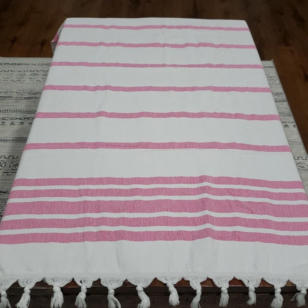 linum adorable towel