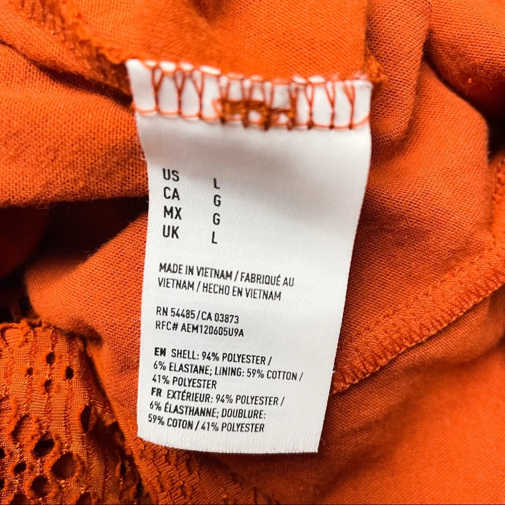 American Eagle Outfitters legs 94%