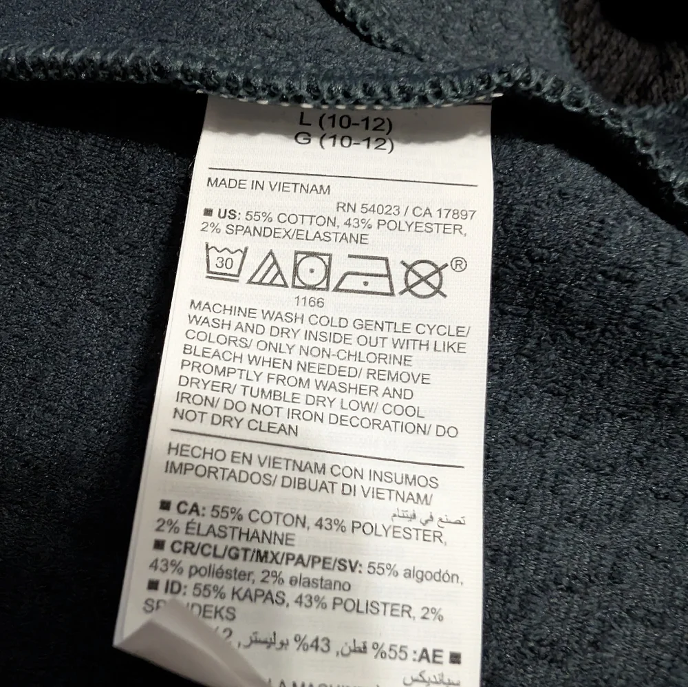 Old Navy 55% green