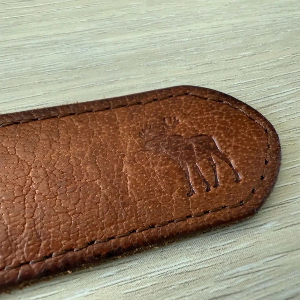 Vintage Abercrombie & Fitch Brown Leather Belt – Kids L/XL (Fits Women’s XS)