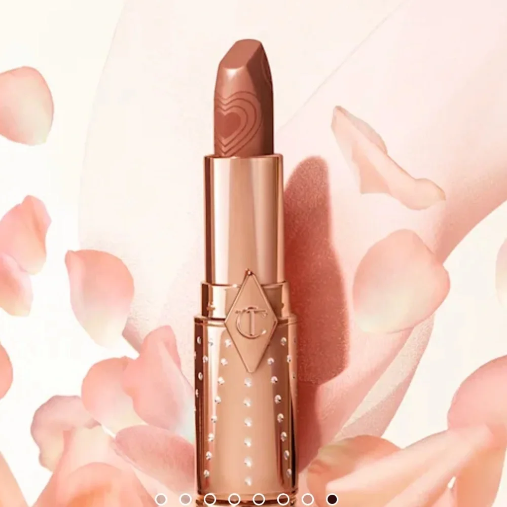 Charlotte Tilbury universally flattering
