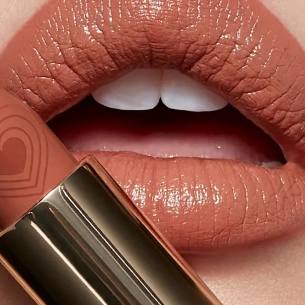 Charlotte Tilbury universally flattering