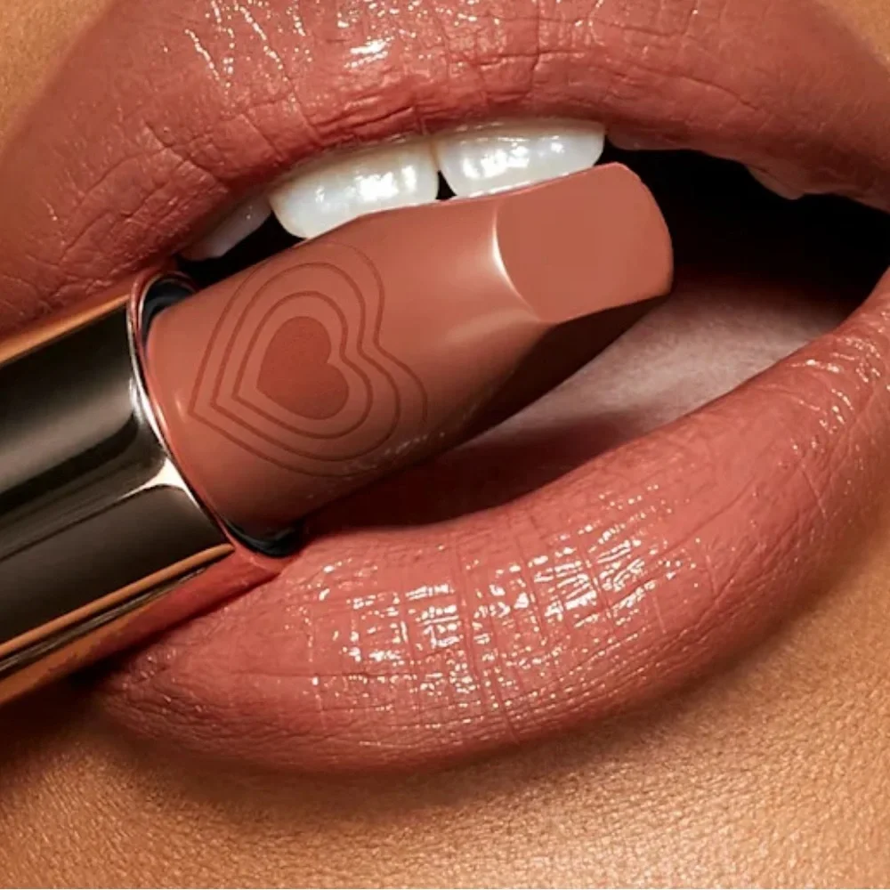 Charlotte Tilbury universally flattering