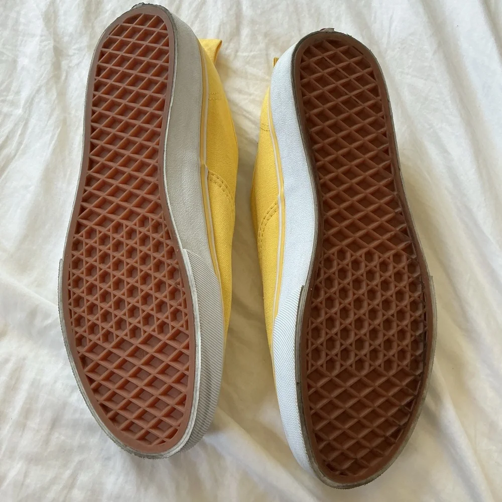 Vans Womens Yellow ComfyCush Slip Ons Faux Laces Size 9 Big Kids Size 7