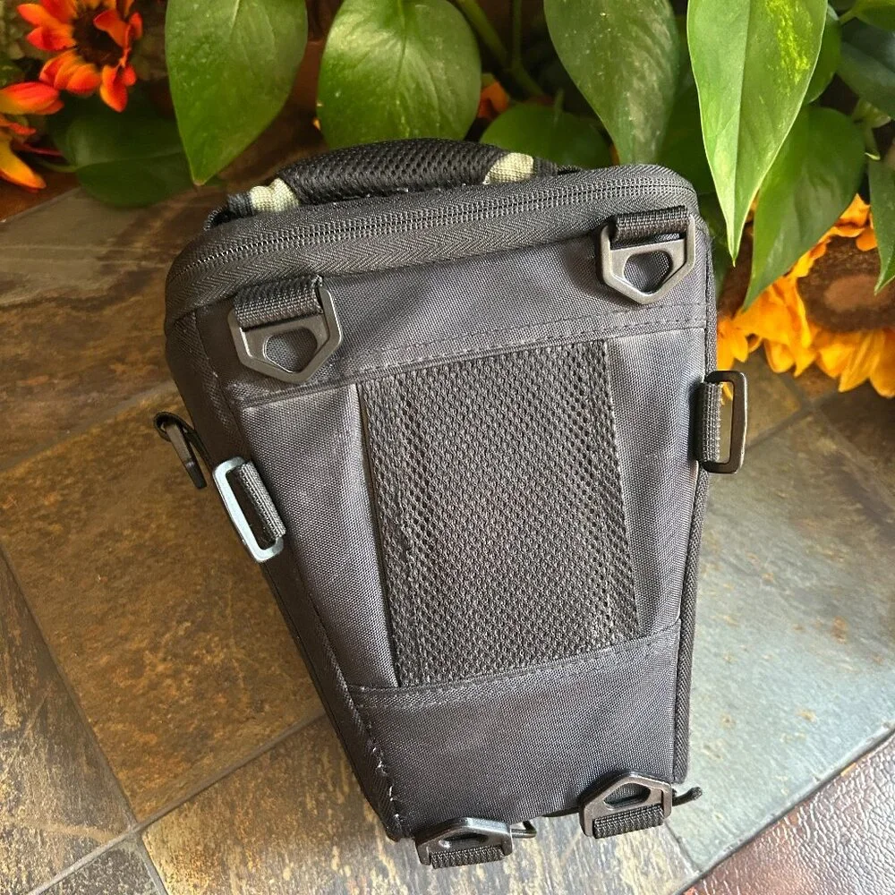 M-ROCK Yellowstone Top-Loading Holster Camera Case
