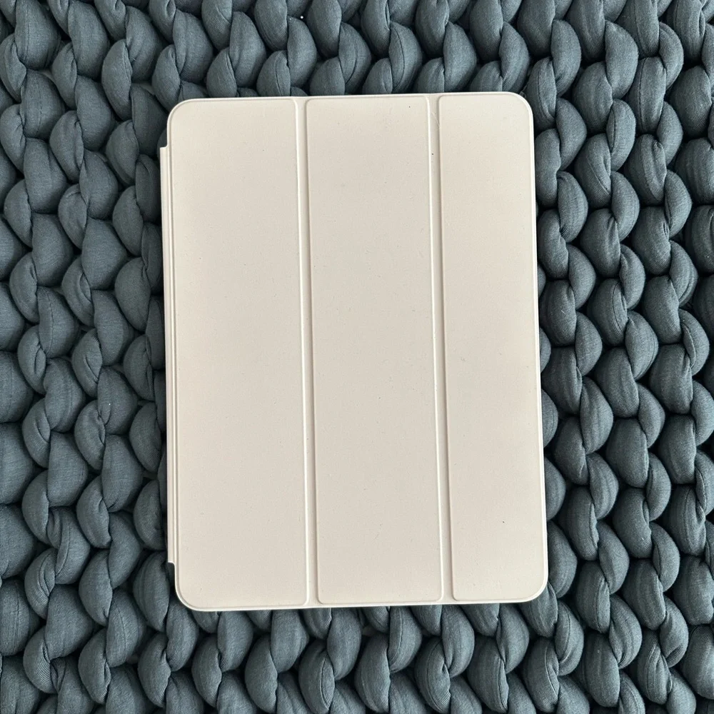 Apple gently used