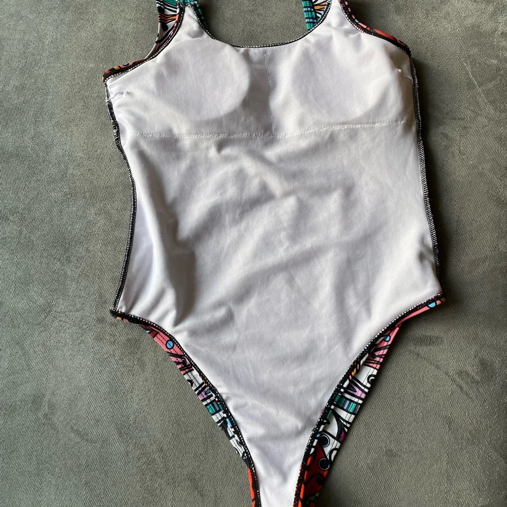 Colorful Chain Strap One Piece Swimsuit