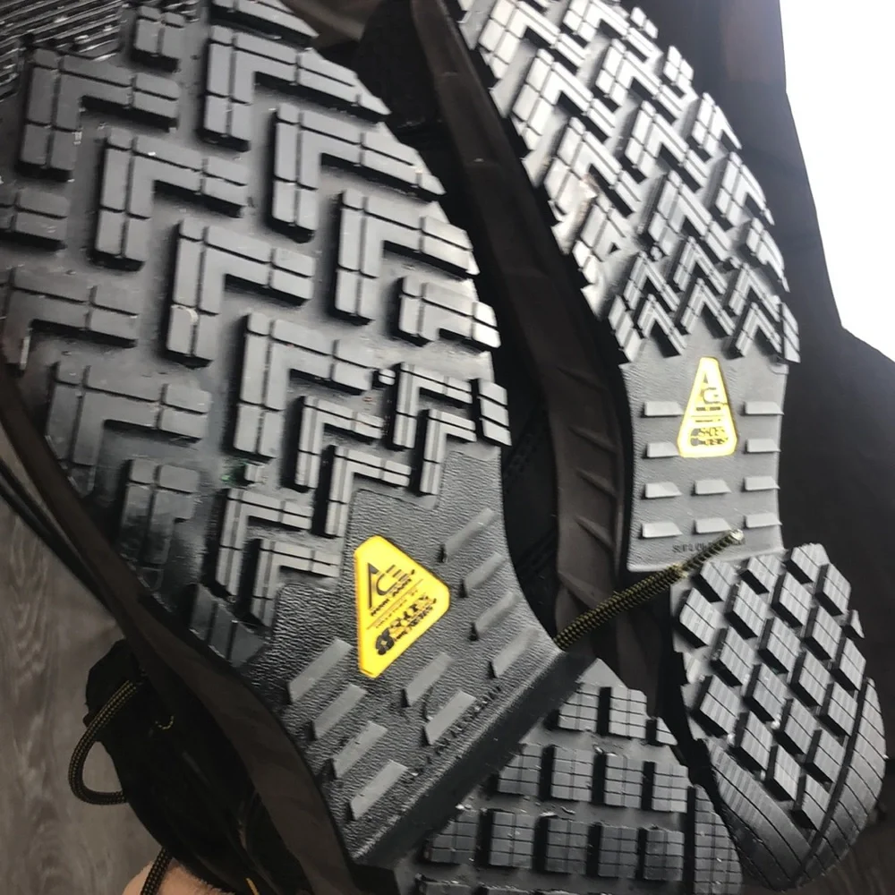 Shoes For Crews like new