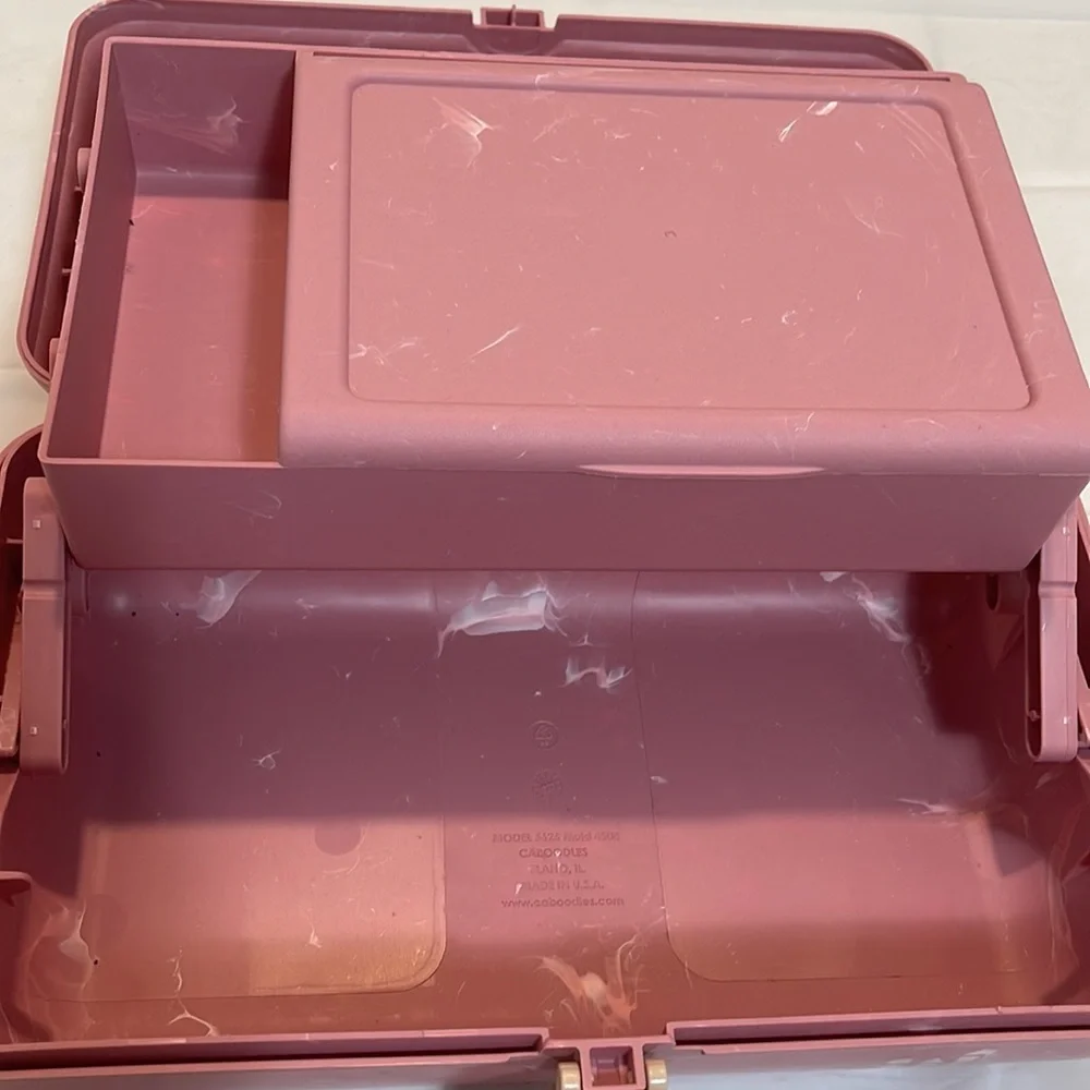 Caboodles swirl make up