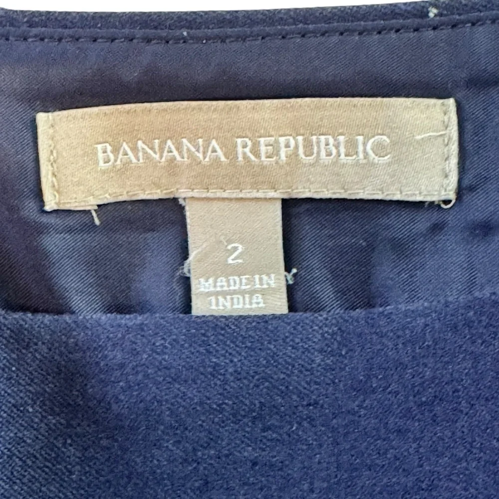 Banana Republic excellent machine