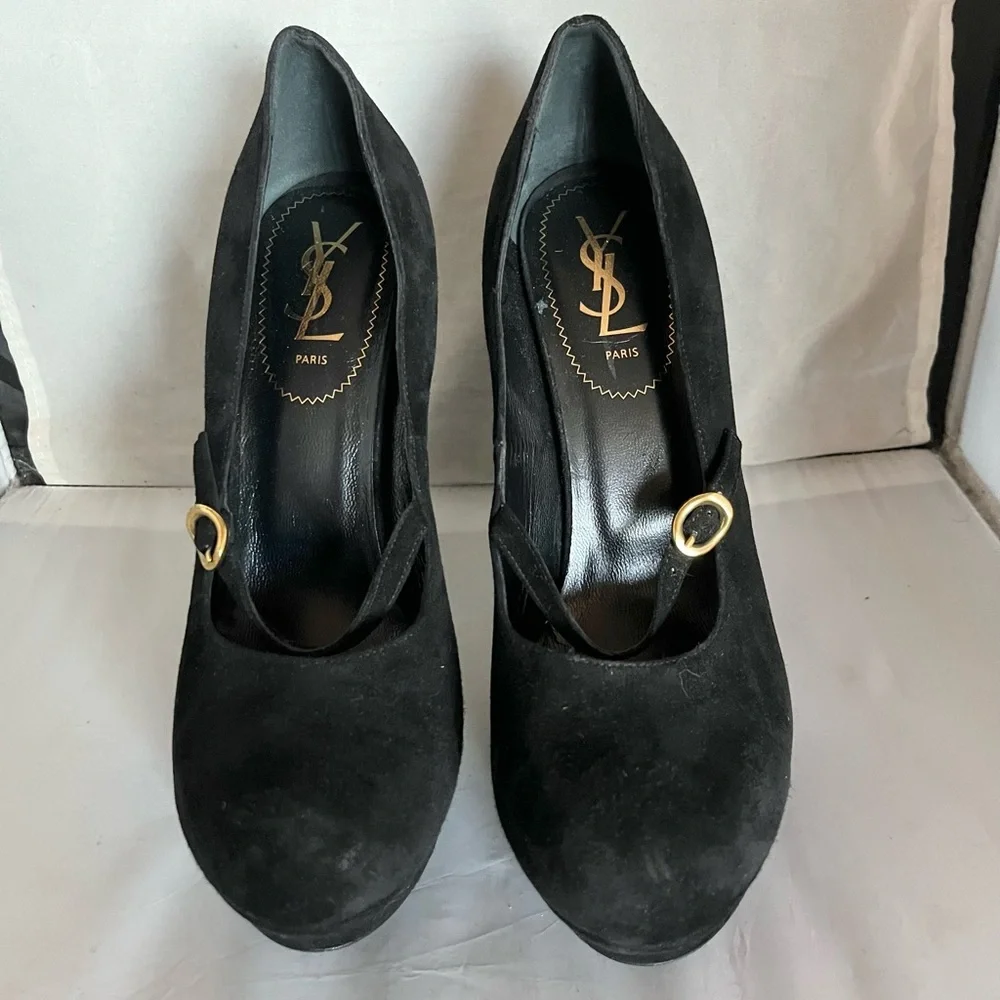 Yves Saint Laurent yves saint
