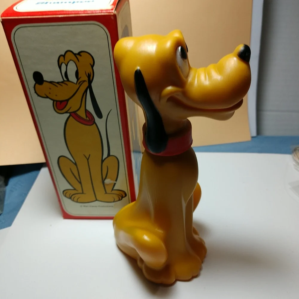 Avon disney pluto