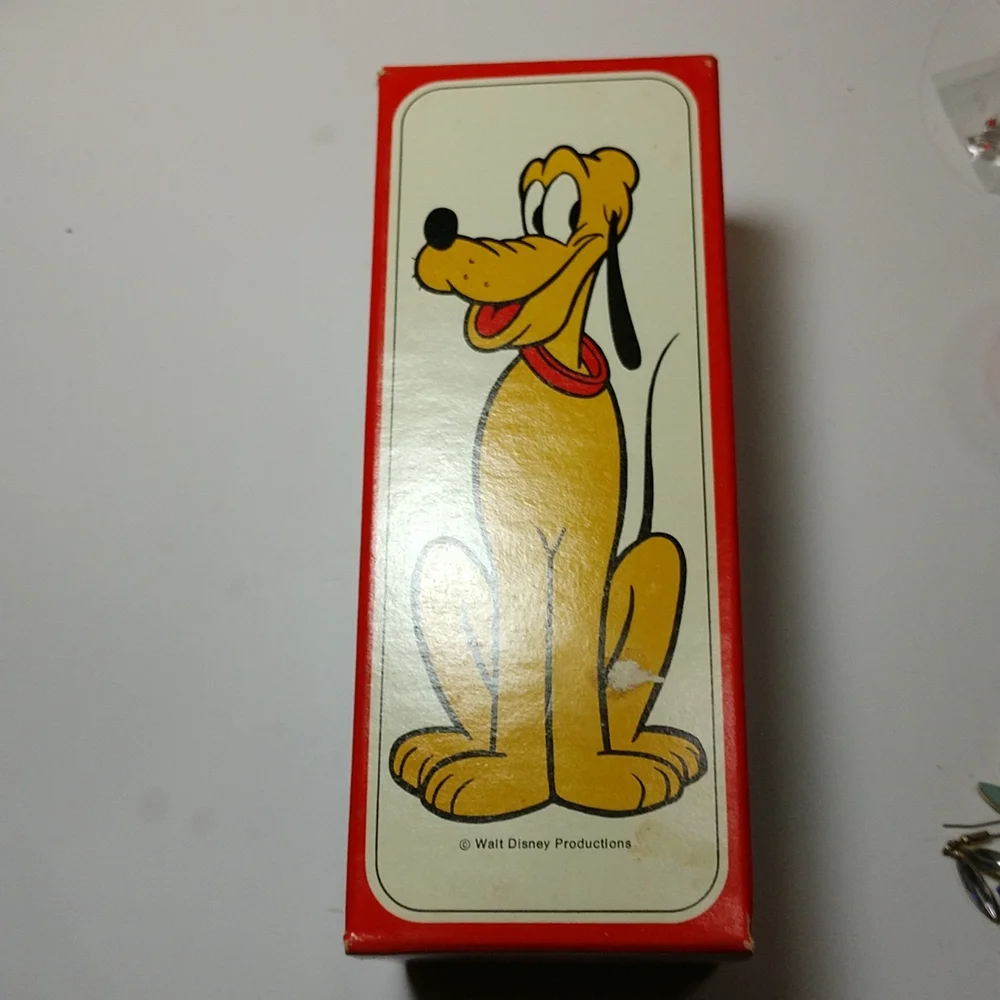 Avon disney pluto