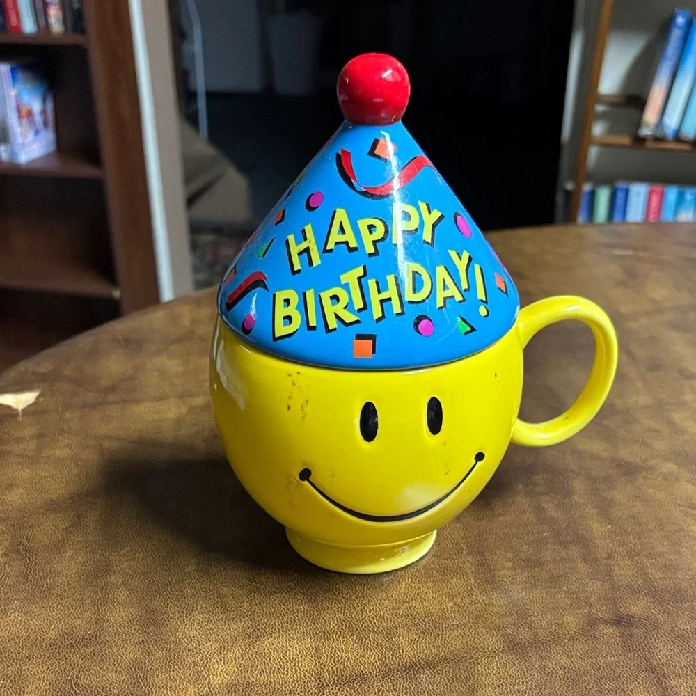 Happy Birthday Smiley Mug with Blue Party Hat