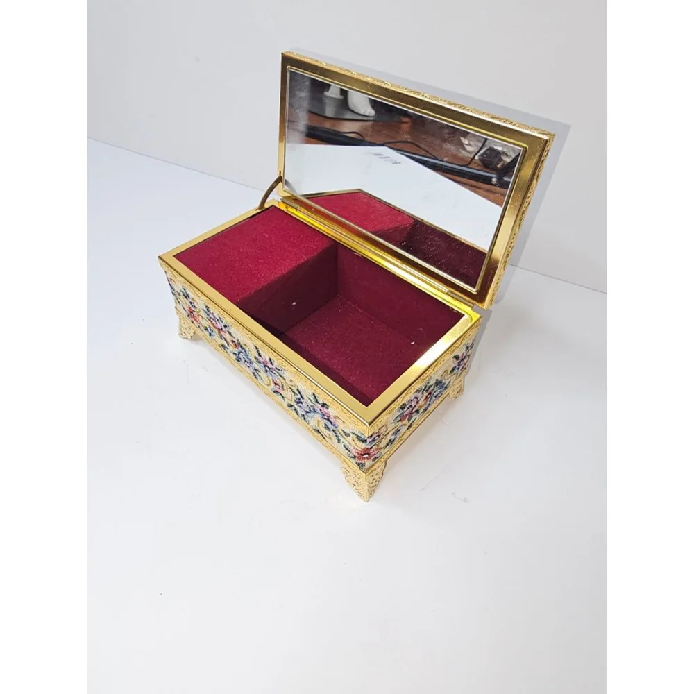 Unbranded elegant jewelry