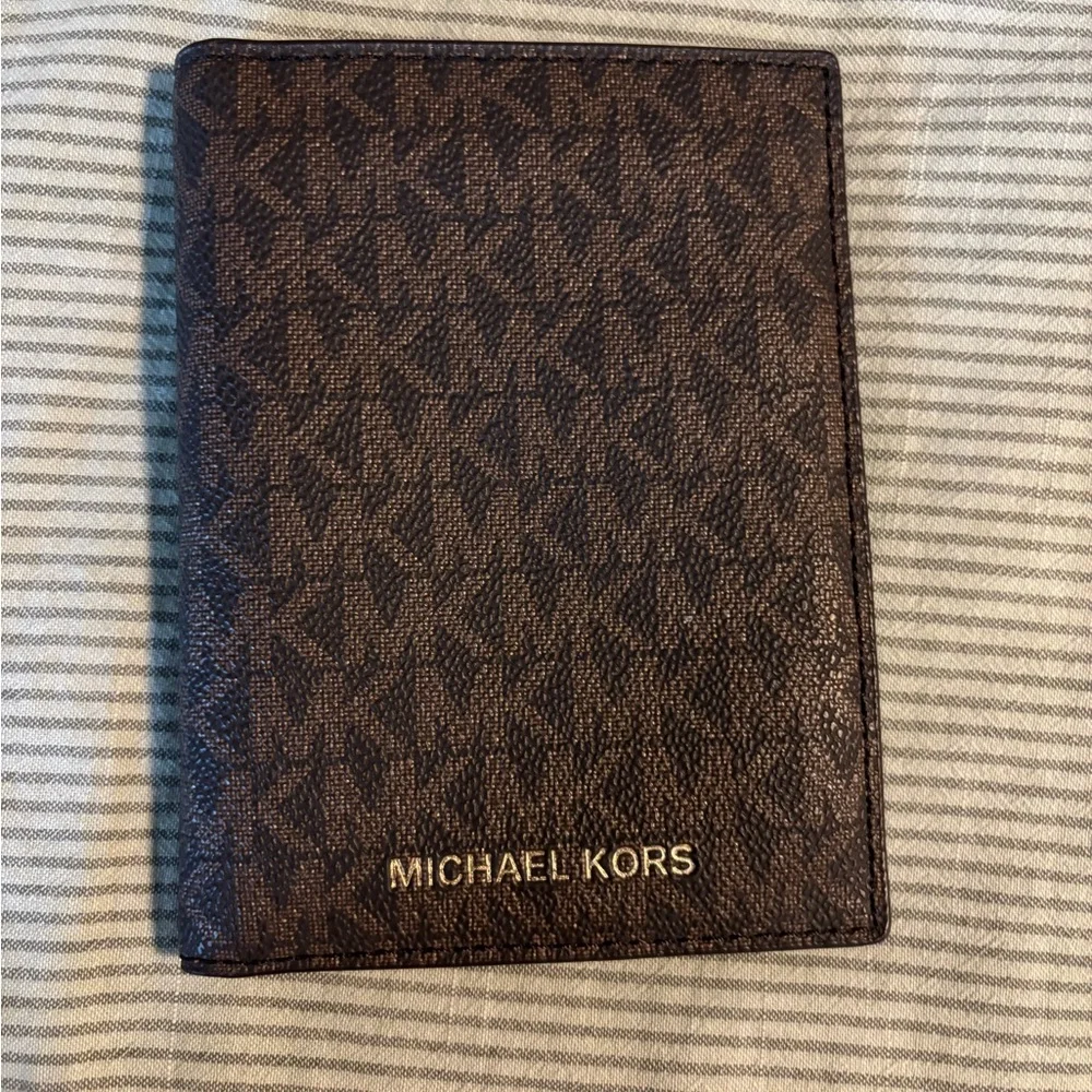 Michael Kors Brown Passport Wallet NWT