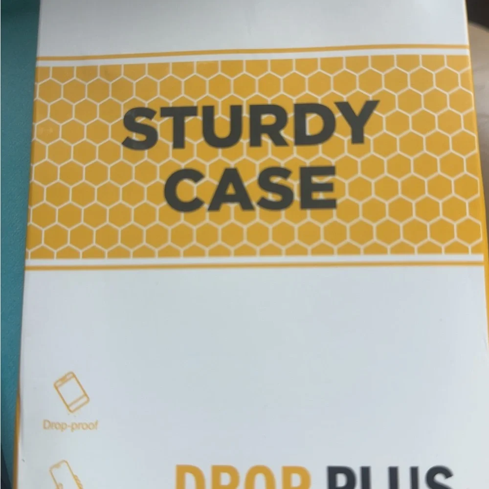 (2of2)Sturdy Army Green for a IPhone 13ProMax Phone Case asking $20