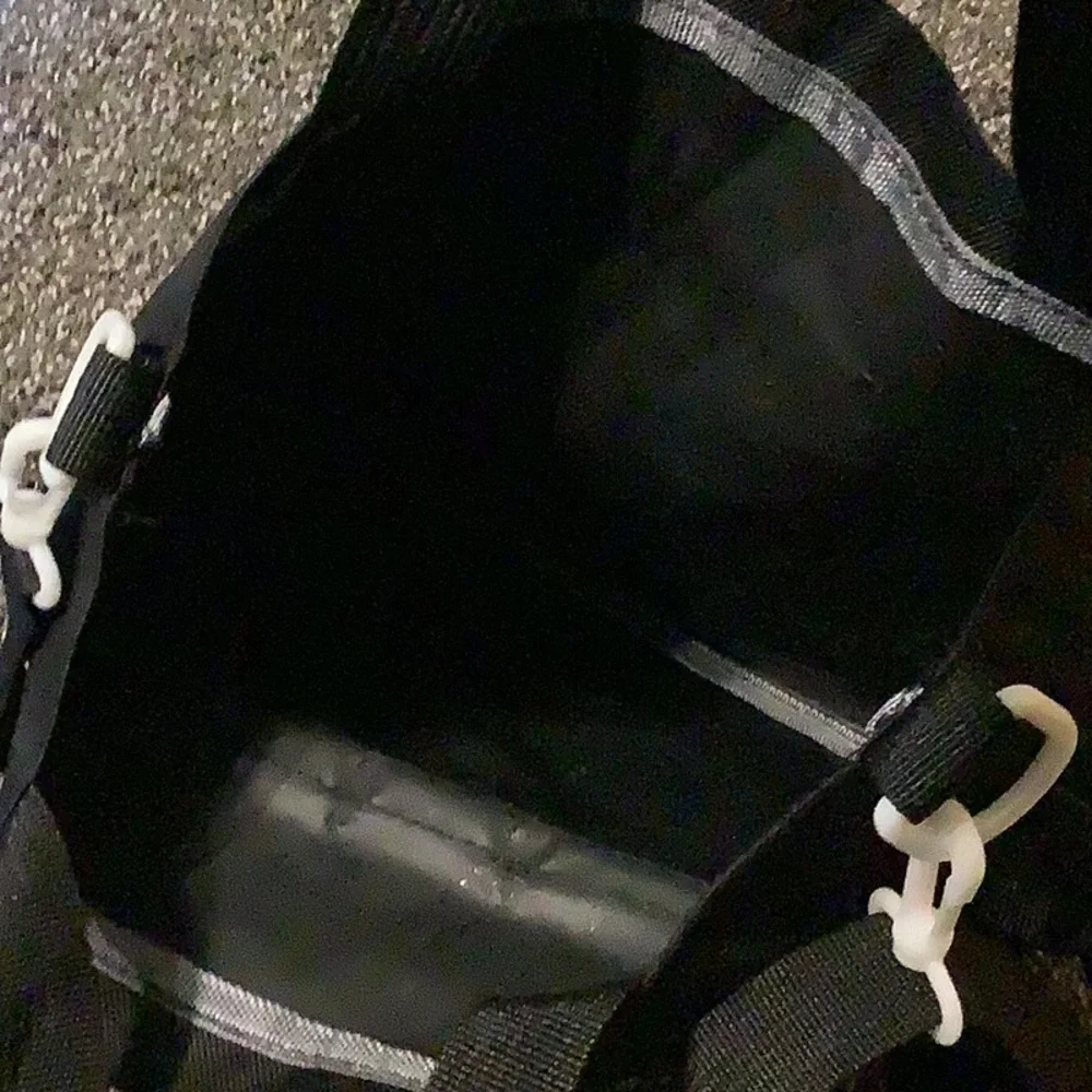 pouch pockets