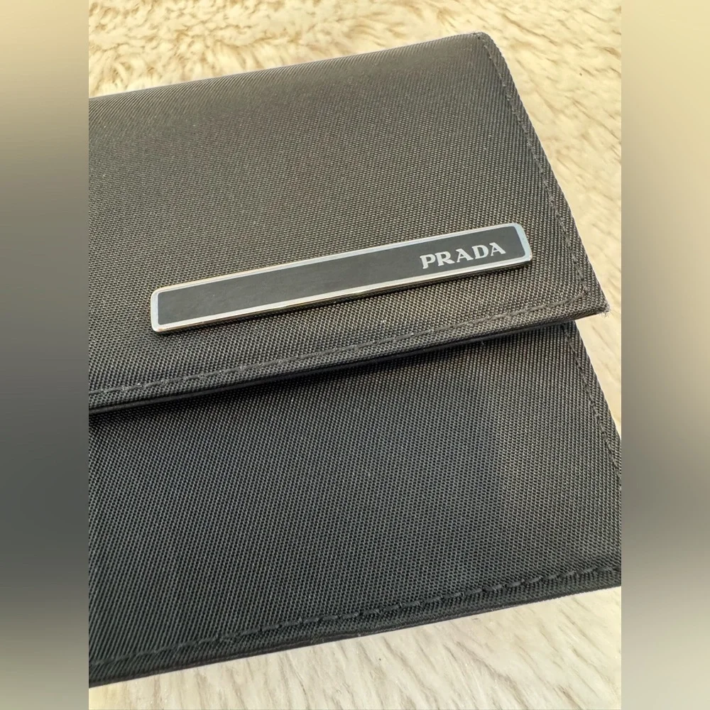 Prada excellent very