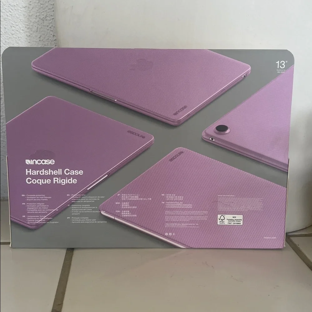 Incase sleek hardshell