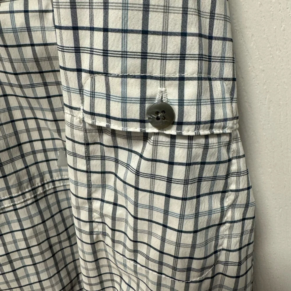 REI this button