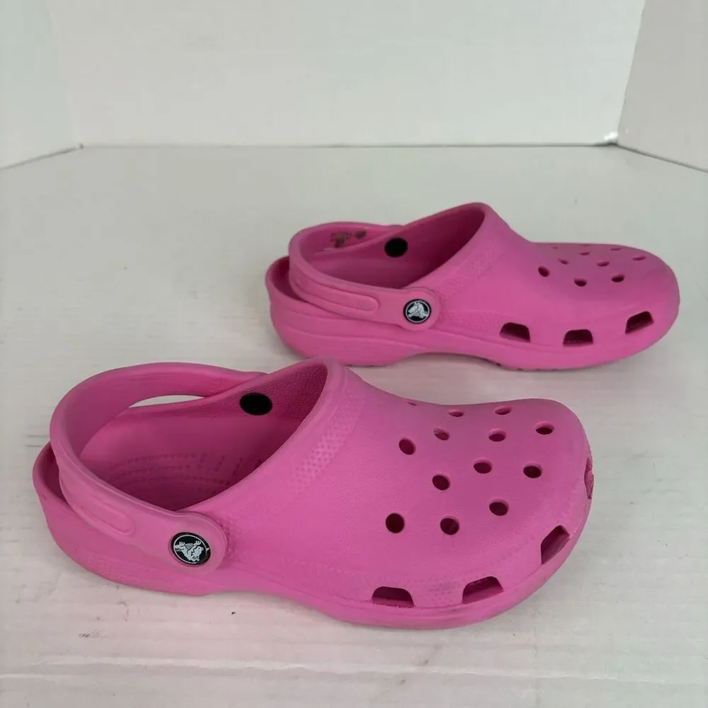 Crocs Girls Youth Size J5 Classic Clog Slip On Ultra Light Sandals Pink