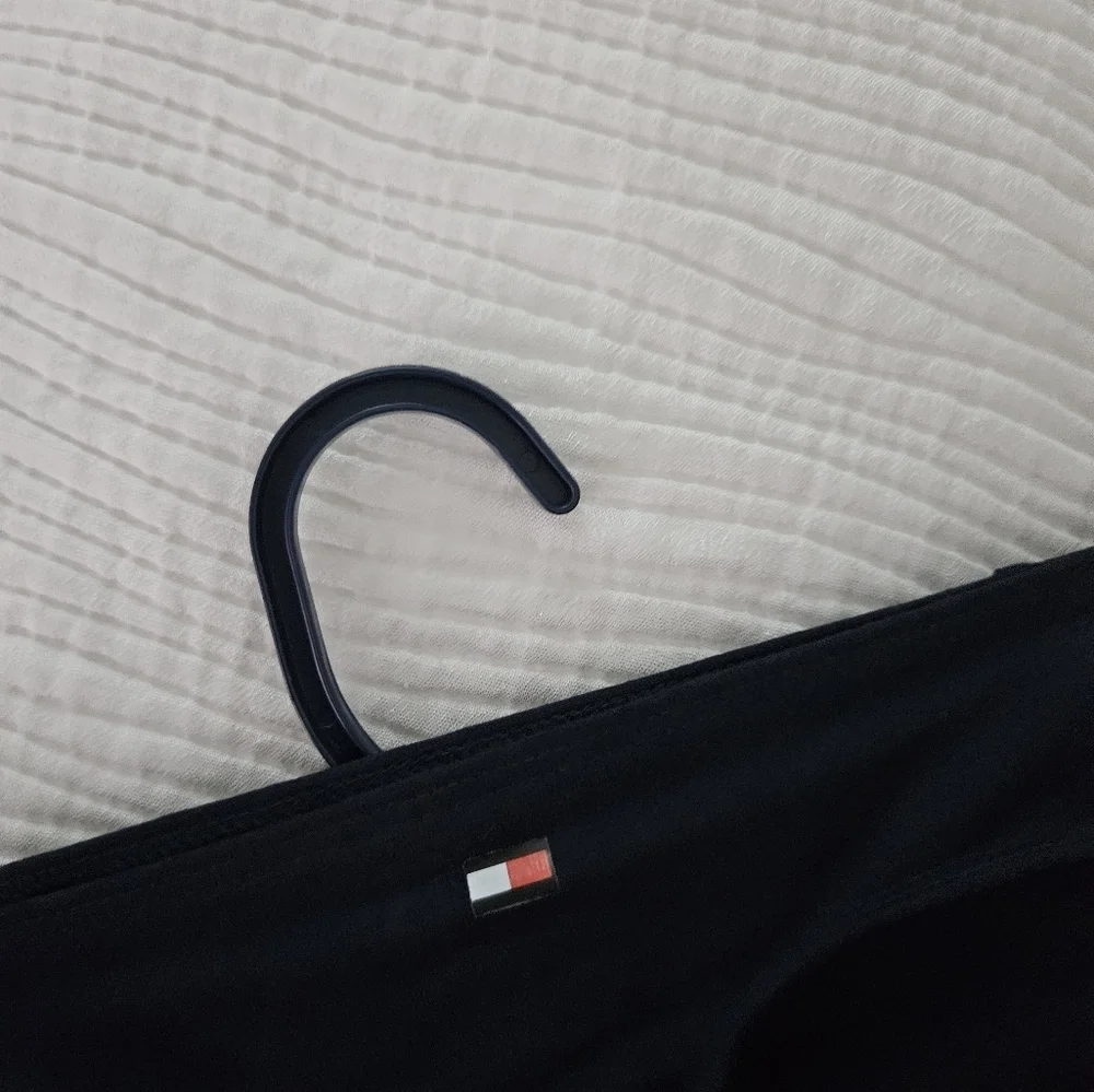 Tommy Hilfiger ●new ●tags