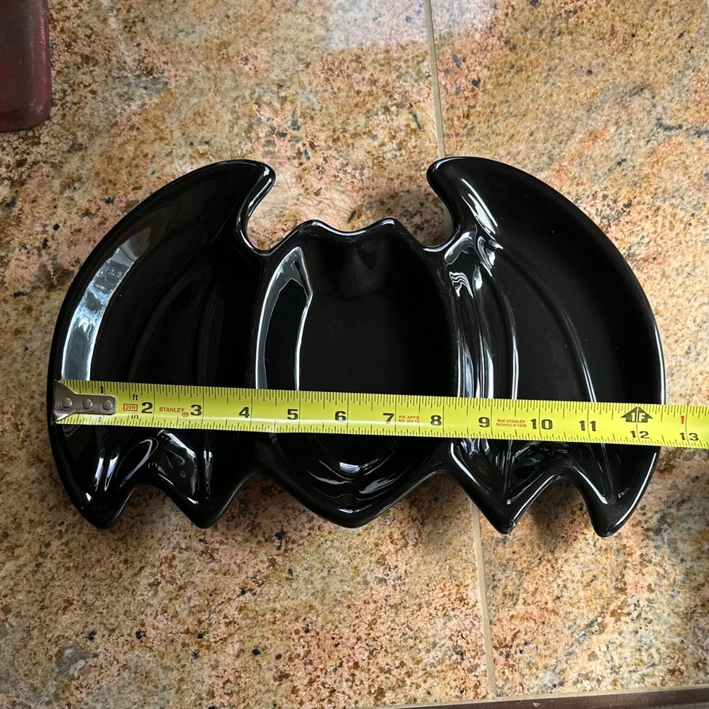 Williams Sonoma bat festive