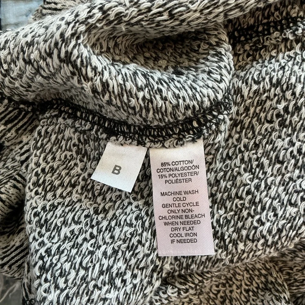 LOFT small print skirt