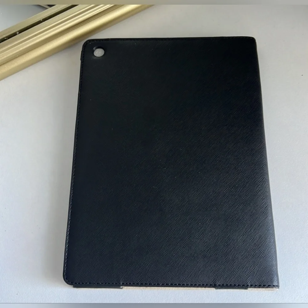 NWOT | Michael Kors | Leather Tablet Case | Black w/ Cream Interior & Gold Logo