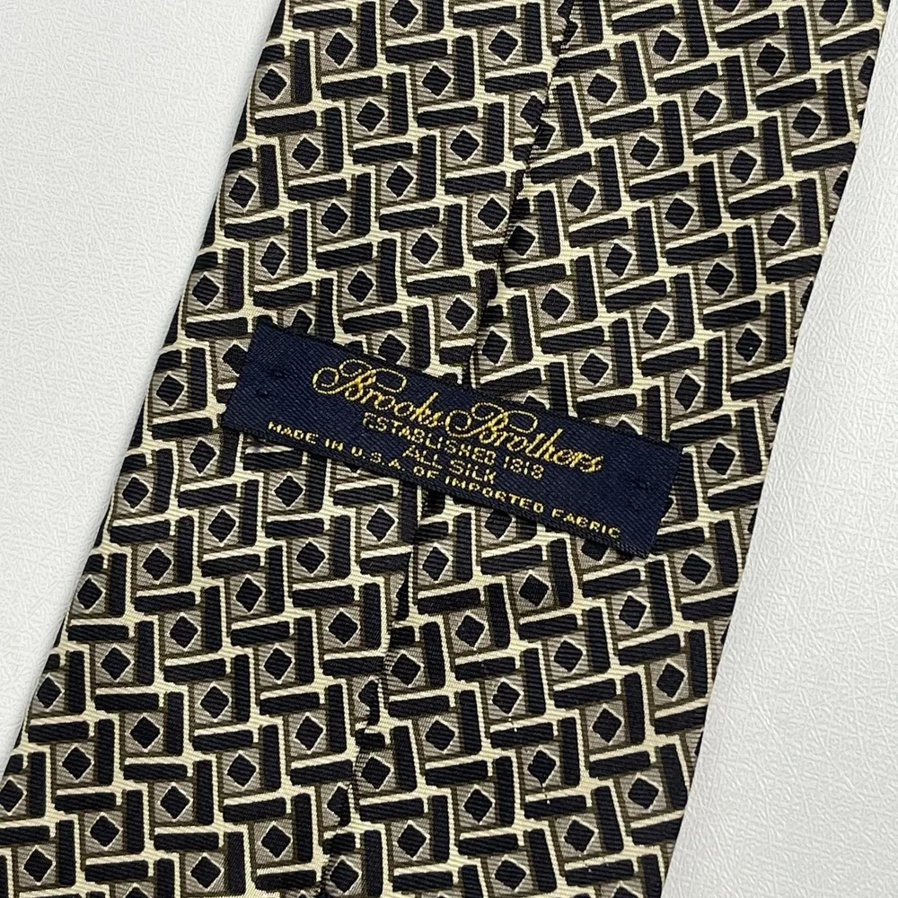 Brooks Brothers Black Brown Necktie Tie Silk Geometric USA Squares Diamonds