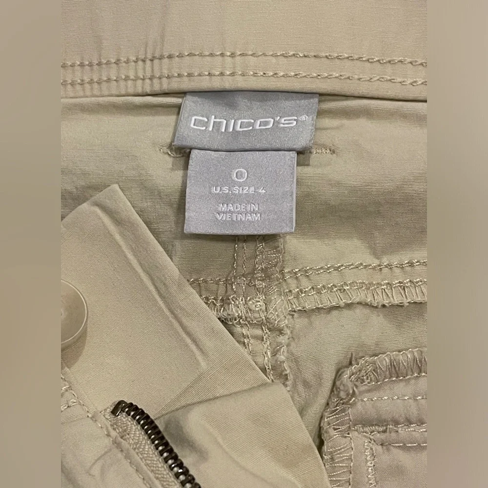 Chico’s Light Tan Bermuda Shorts Size Small/4 (Chico’s Size 0)