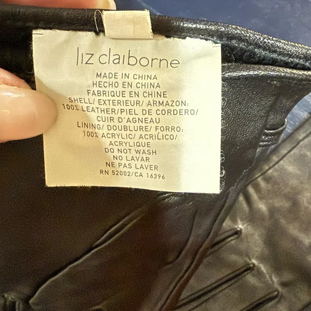 Liz Claiborne sleek leather