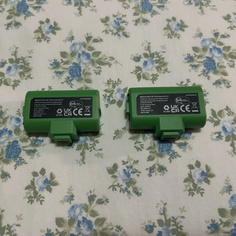 GREEN XBOX RECHARGEABLE PLAY & CHARGE BATTERIES