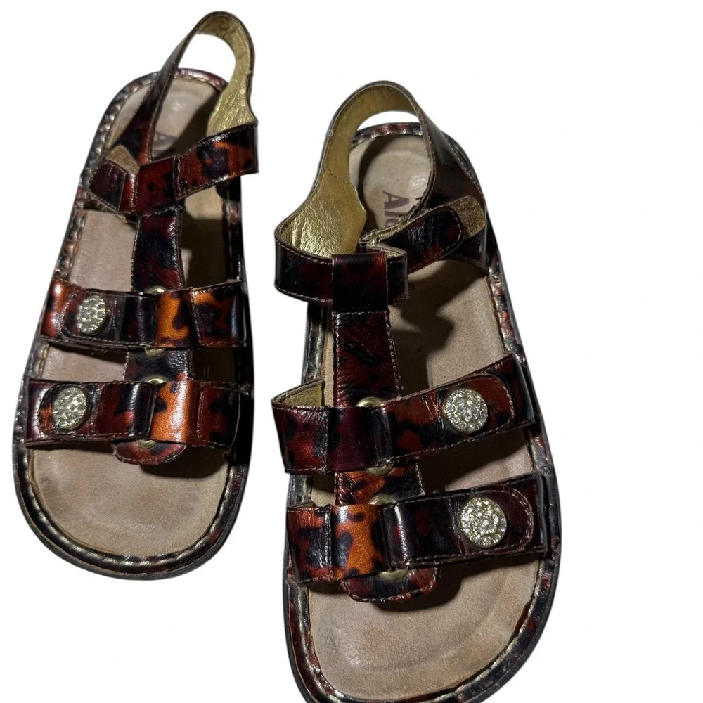 Algeria 38 Elegant Brown Leather Sandals