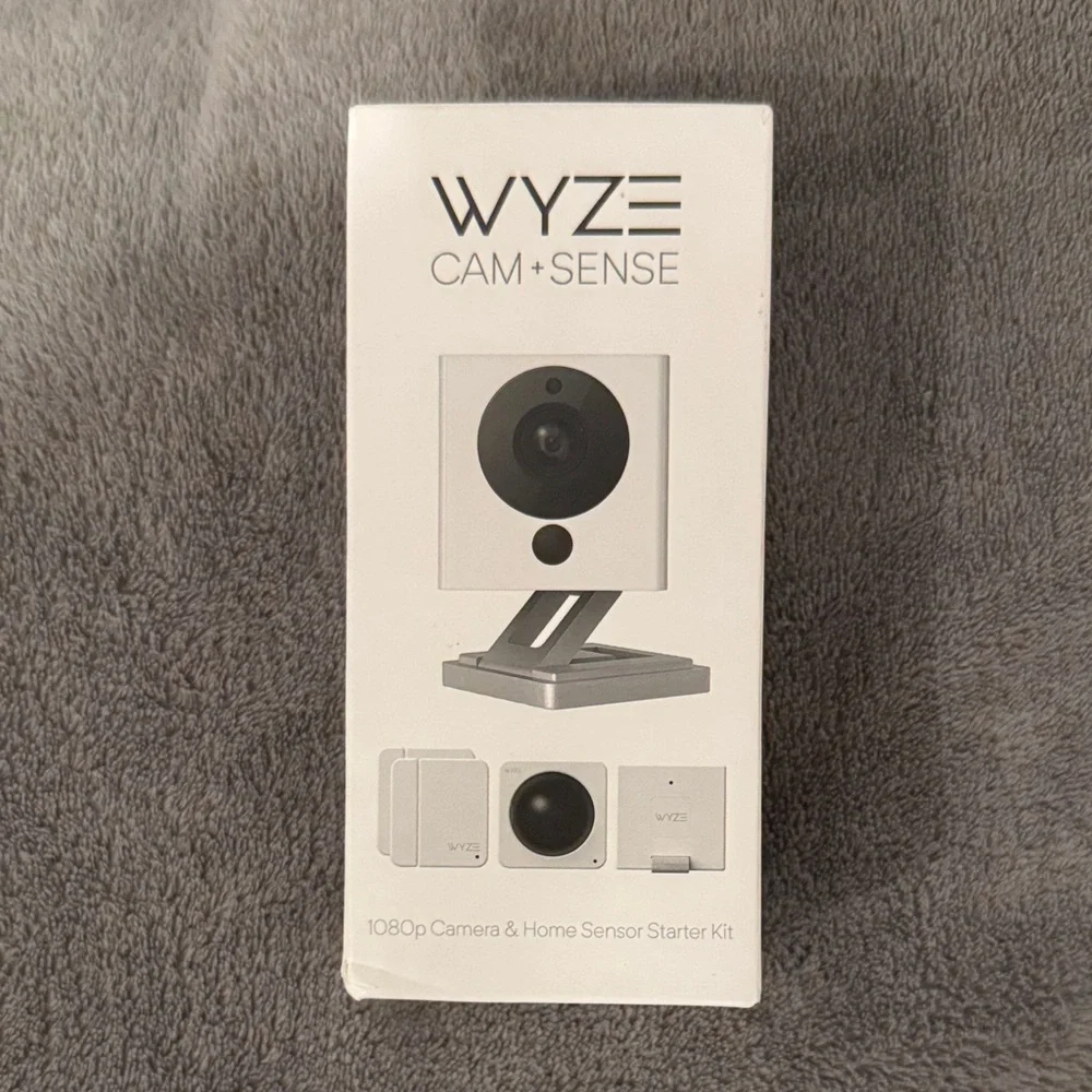 Wyze Cam Sense 1080p Camera & Home Sensor Starter Kit