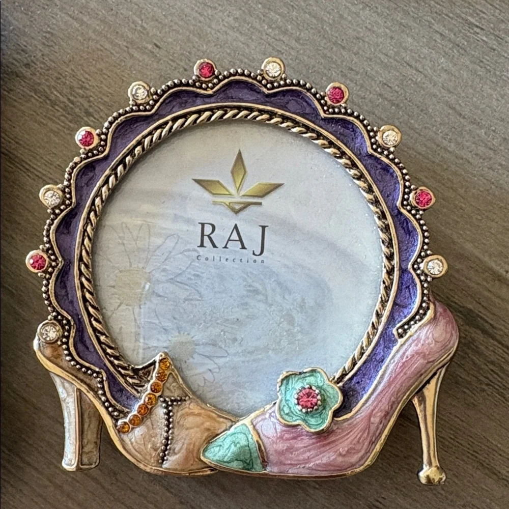 Raj perfect photos