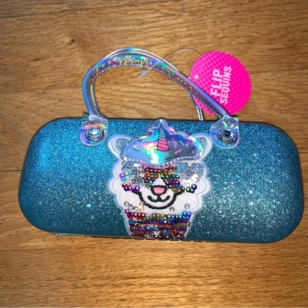 NWT Childrens Place Sunglass Case