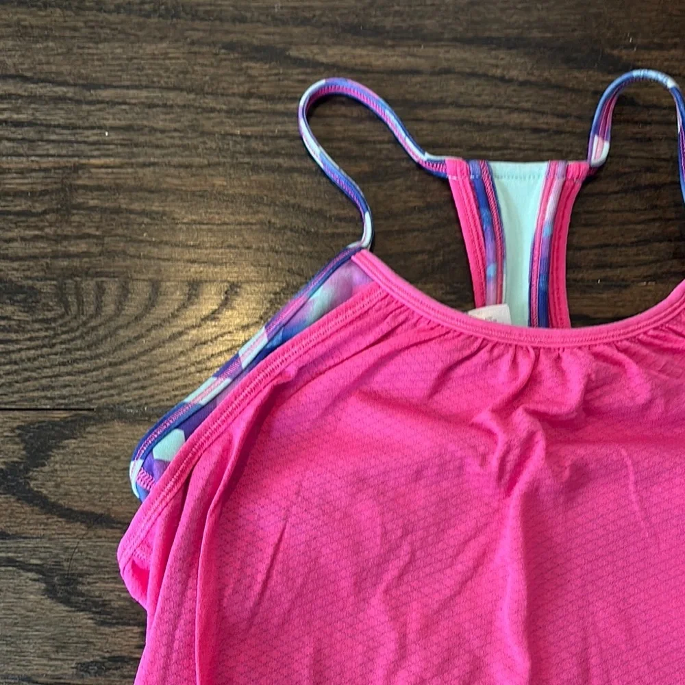 Ivivva bright pink