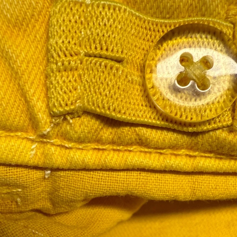 Zara vibrant yellow