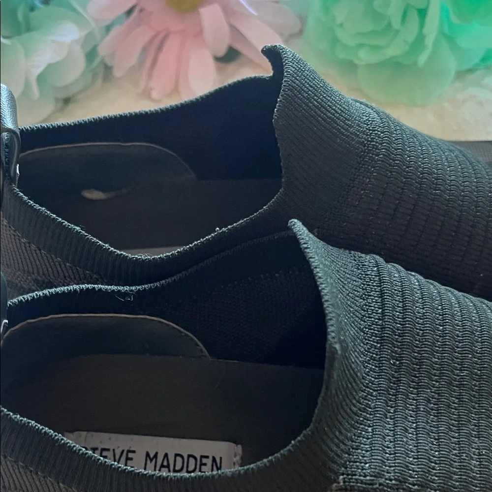 Stretchy Slip-On Sneakers