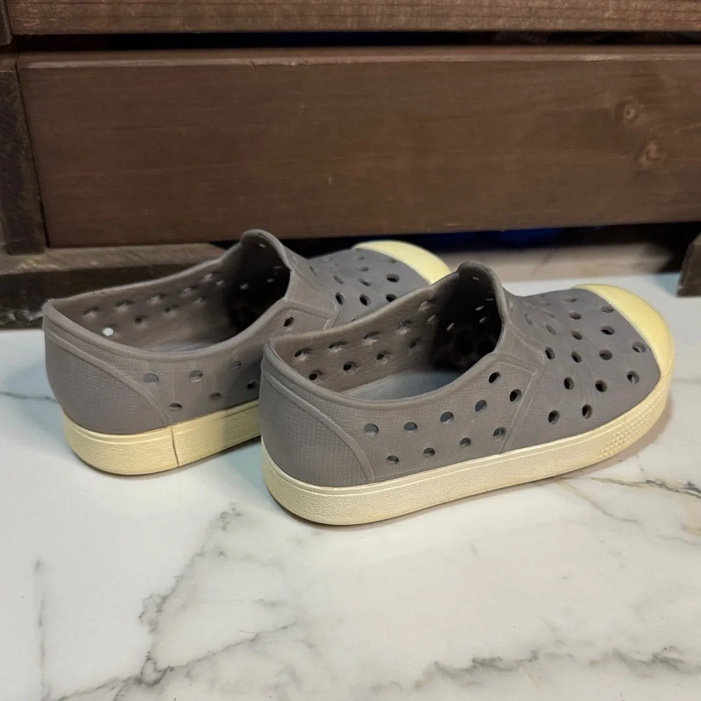 Old Navy comfortable stylish