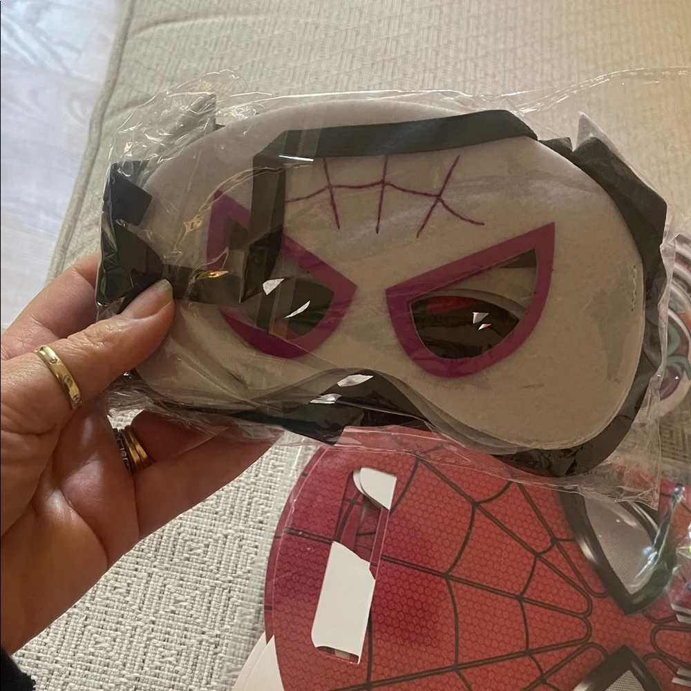 Spider-Man Themed Party Favors with boxes for 10 guests nwt