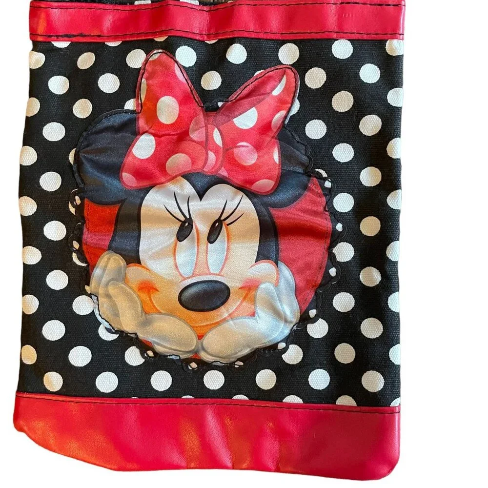 Disney features minnie