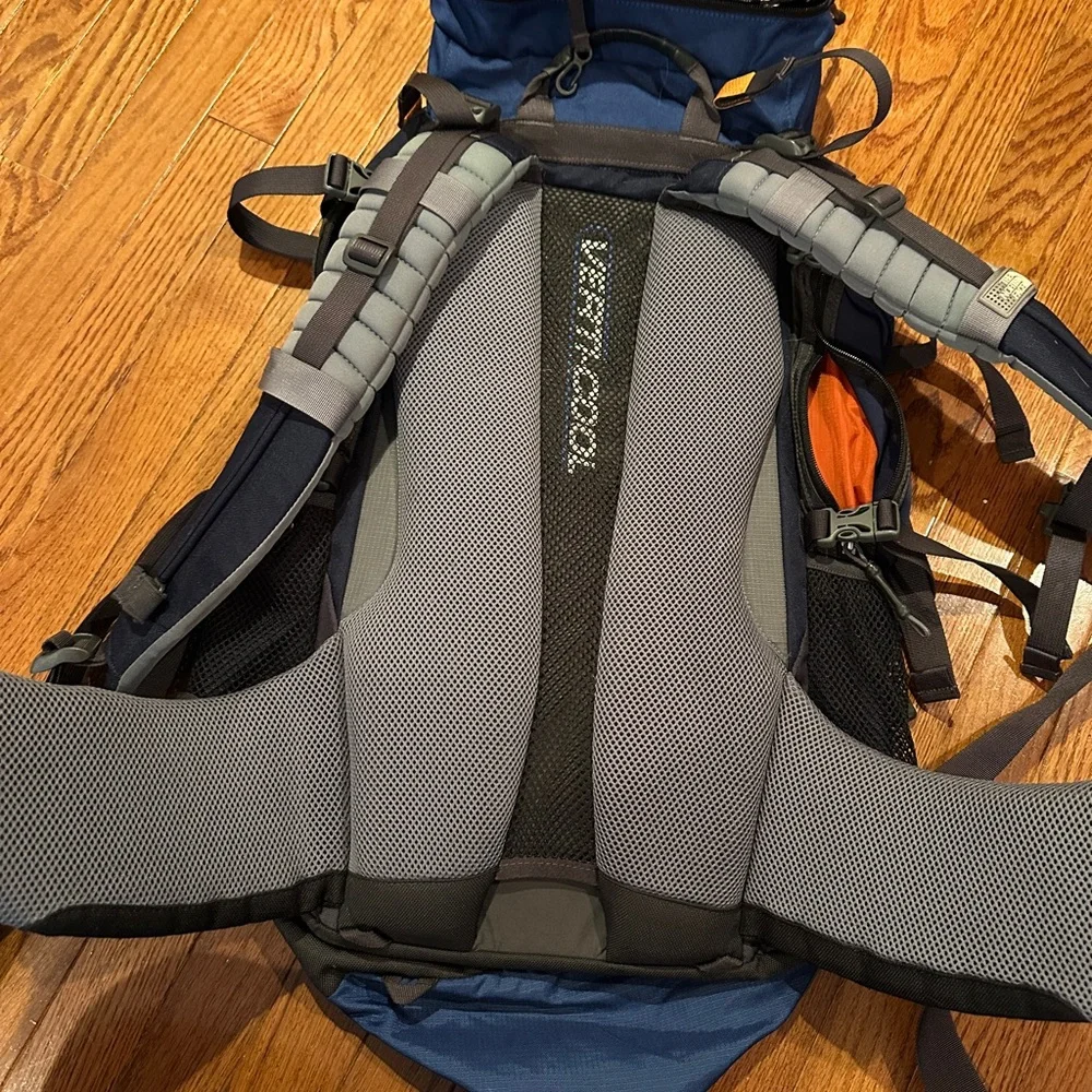 NORTH FACE Terra 30L Ripstop Verti-Cool Back Panel BACKPACK