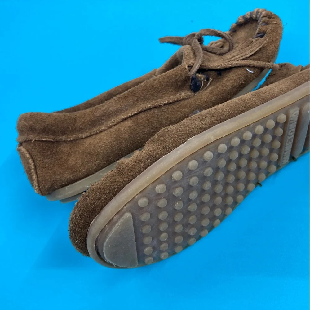 Minnetonka kilty suede
